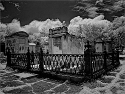 Godwin vault at Lafayette Cemetery #2