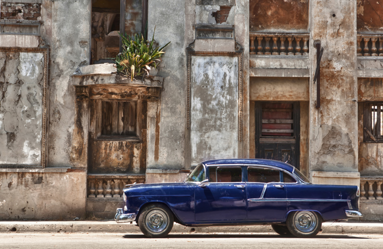 Photographing-Havana