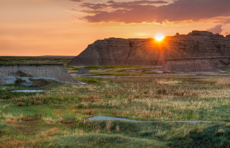 Photographing_badlands_NP