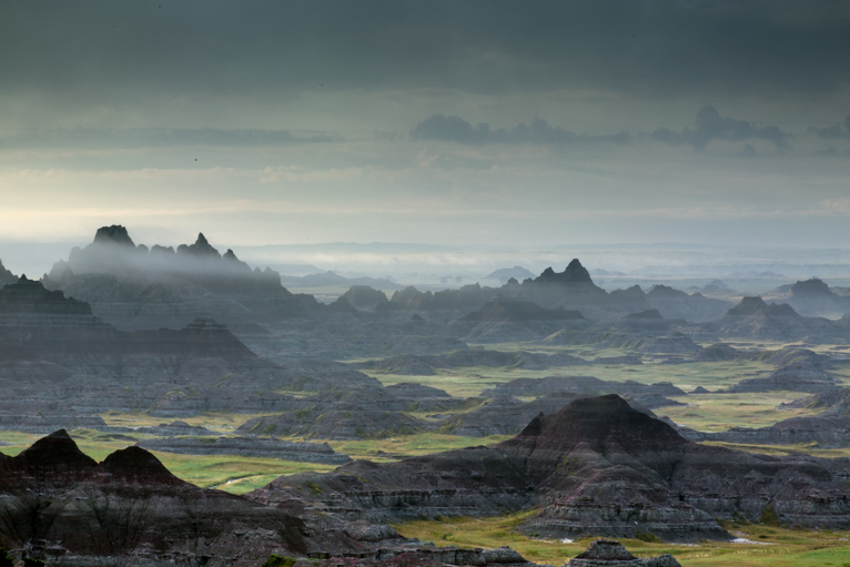 Photographing_badlands_NP